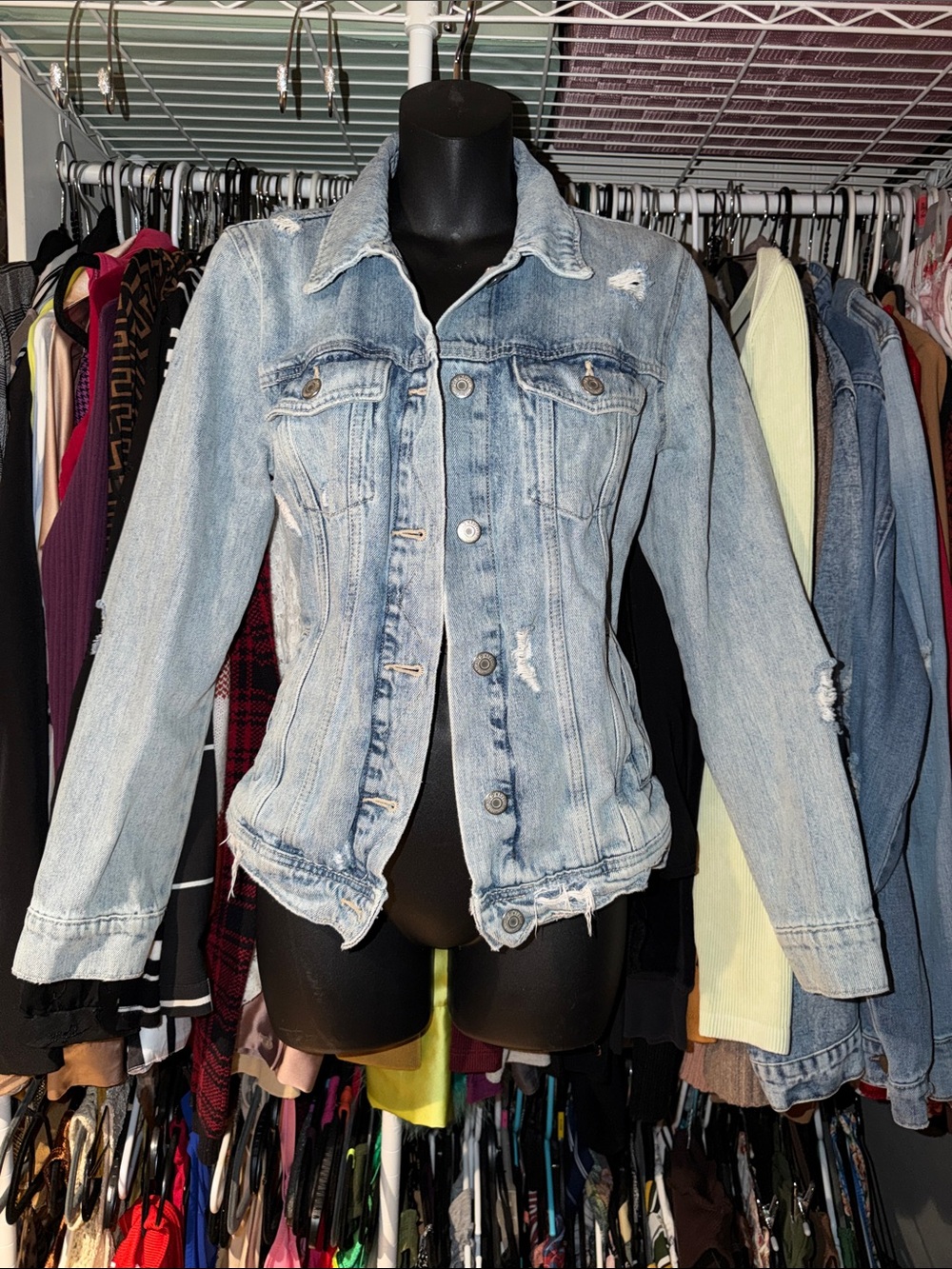 Old Navy Light Blue Distressed Denim Jacket - Women